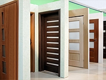 Многообразие межкомнатных дверей, выпускаемых «Заводом Деревоизделий»